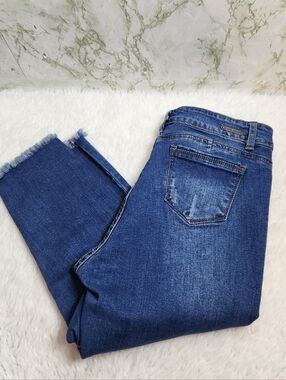 CAFE' SIETE Denim Capris
